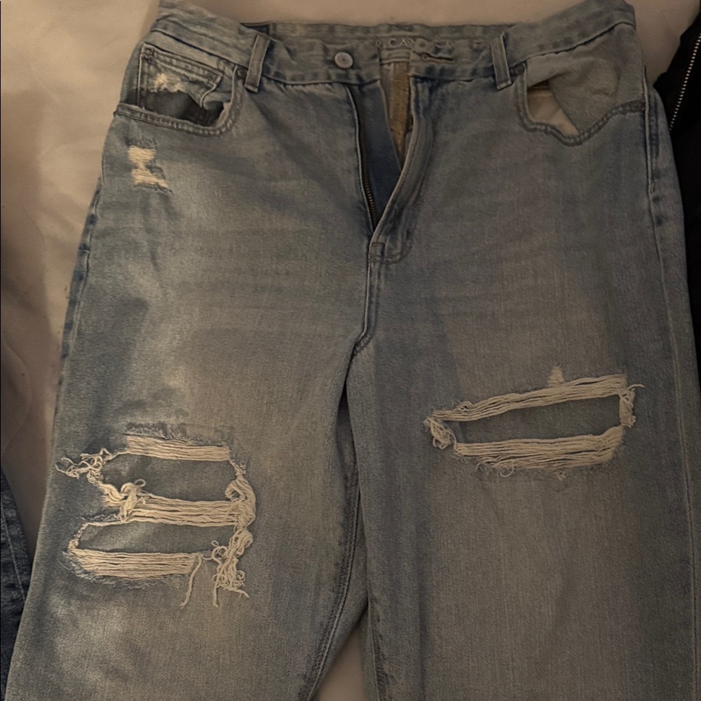 American Eagle Outfitters Women’s Light Blue High Rise Jeans